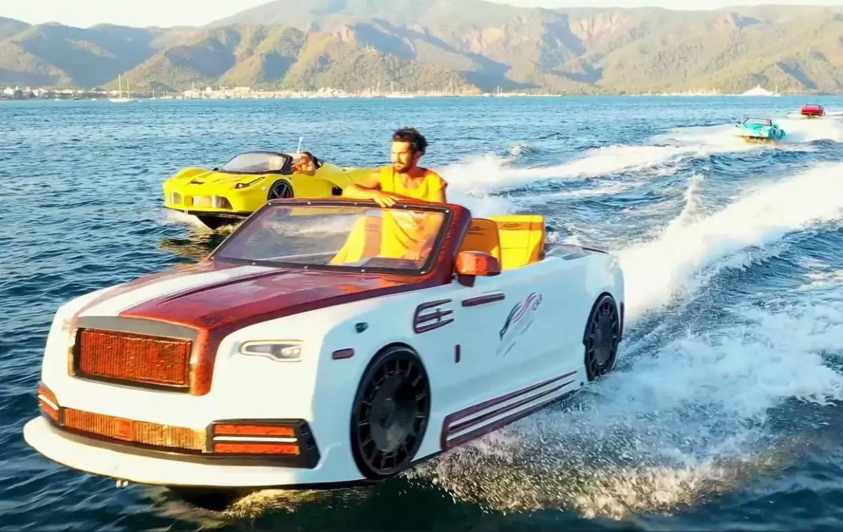 Marmaris'te Jet Carlarla Su Sporlarına İlgi Artıyor