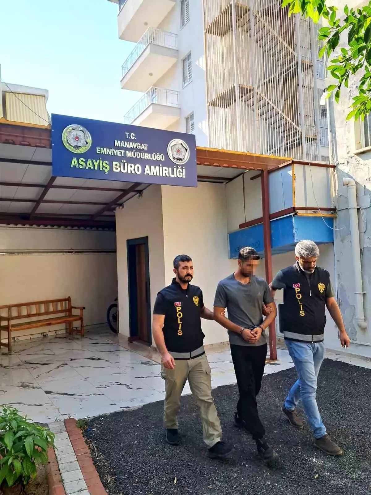 Hırsızlık Suçundan 12 Yıl Cezası Olan Şahıs Yakalandı