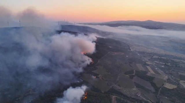 Struggle against forest fires in Marmara! The current state of residential areas is heartbreaking