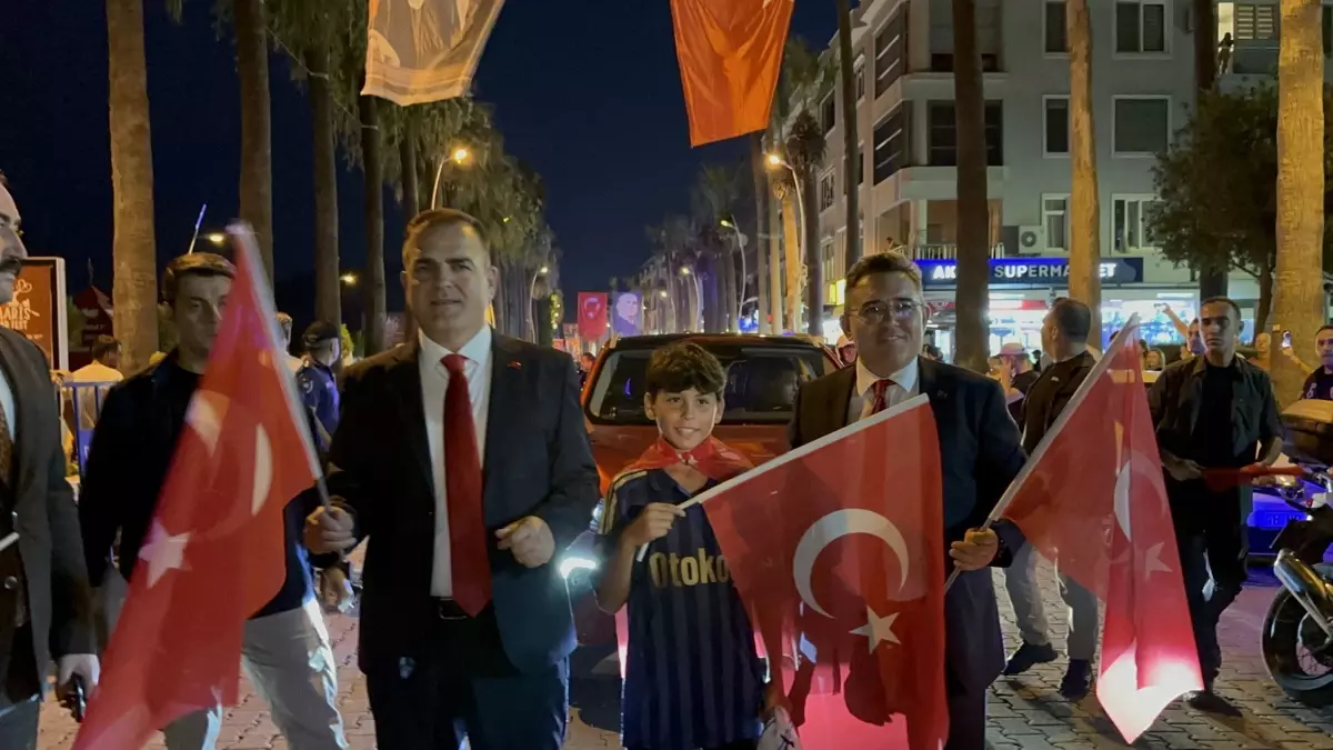 Marmaris'te 15 Temmuz Demokrasi ve Milli Birlik Günü Coşkuyla Kutlandı