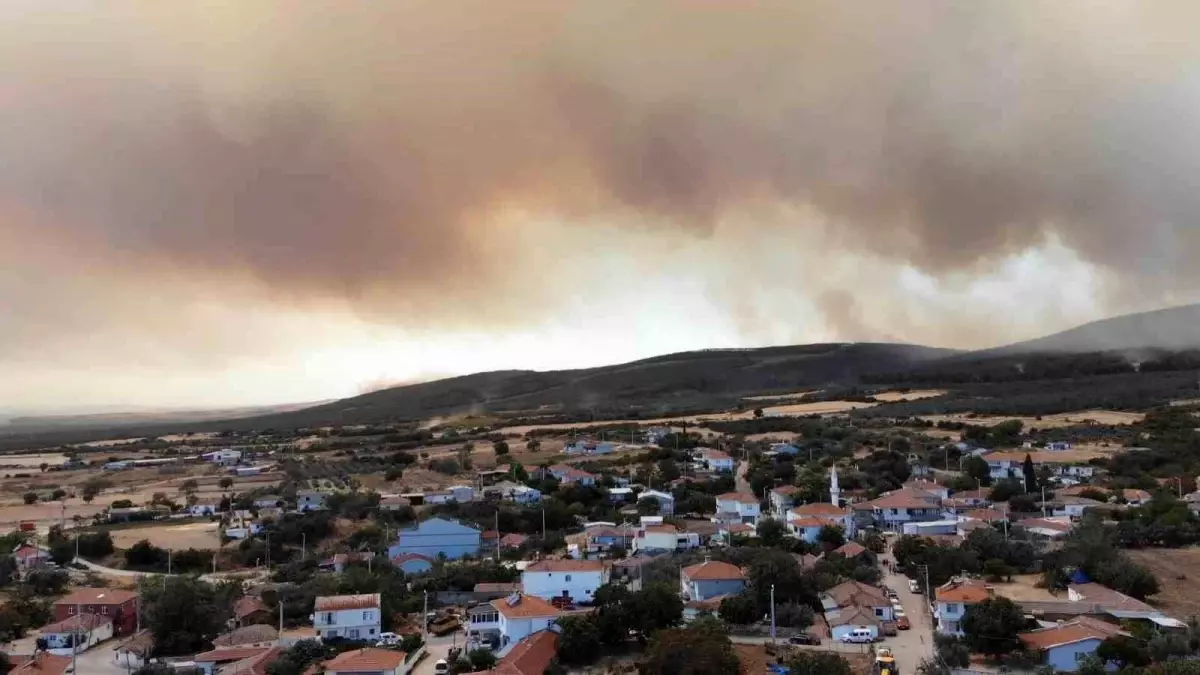 Tekirdağ'daki Orman Yangını 26. Saatinde Kontrol Altına Alınmaya Çalışılıyor