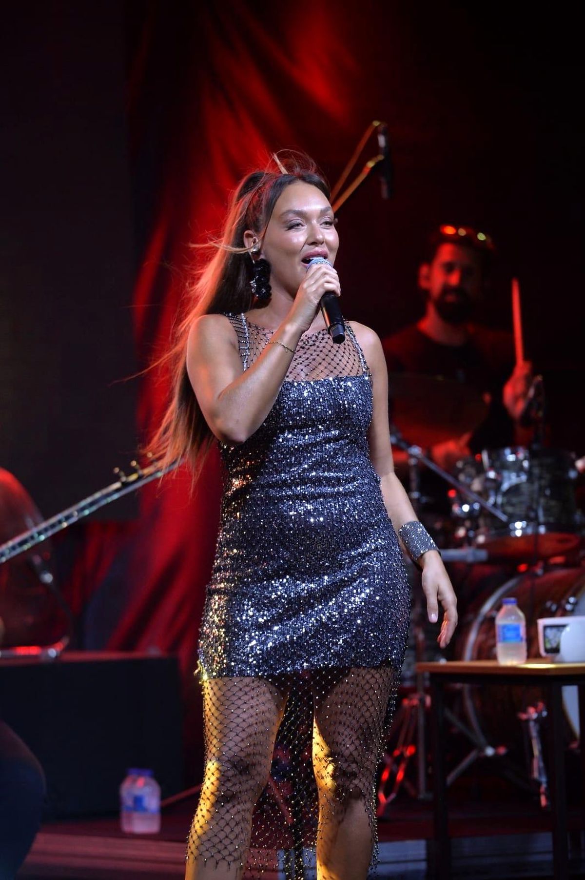 Cerem Onurluer Bodrum'da Unutulmaz Bir Konser Verdi