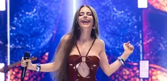 Simge Sağın'a bikinisi küçük geldi: Çocuk bikinisi almışım