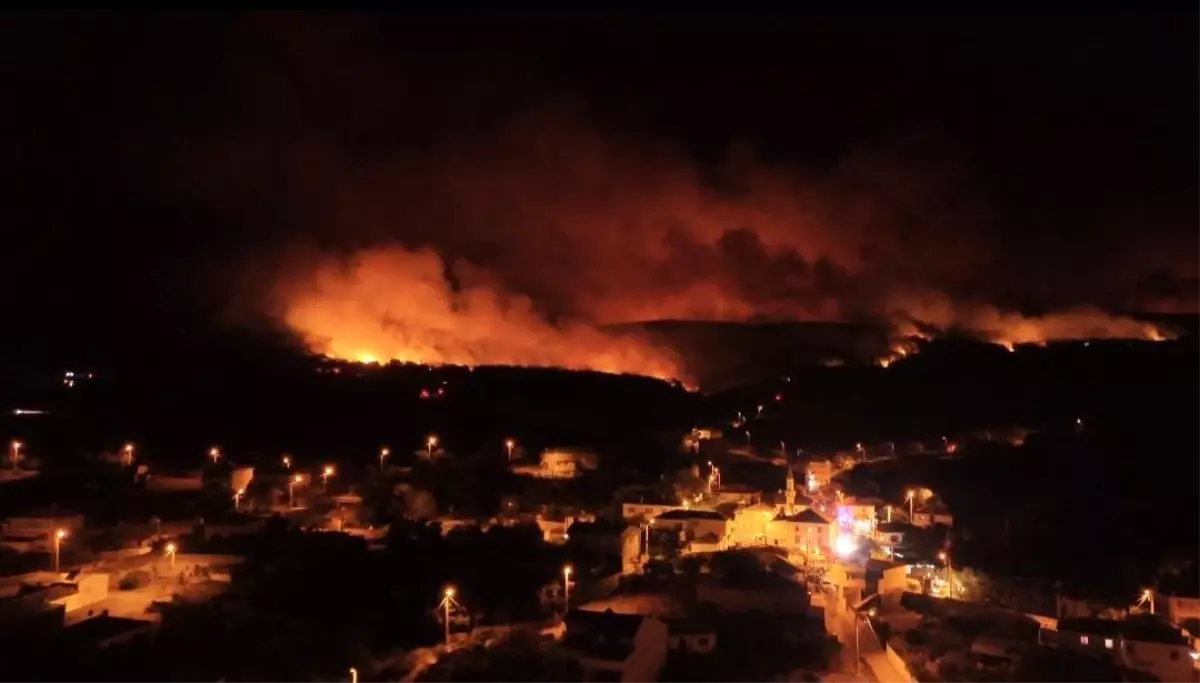 Tekirdağ'da Orman Yangınına Müdahale Devam Ediyor