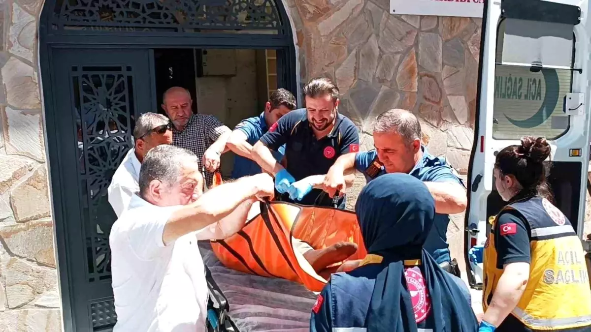 Samsun'da Camide Uyanamayan Şahıs Hastaneye Kaldırıldı