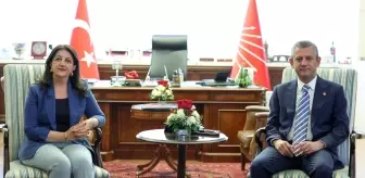 DEM Parti'den CHP'ye ziyaret: Farklı beklentiler olduğu için komisyon meselesini daha detaylı tartıştık