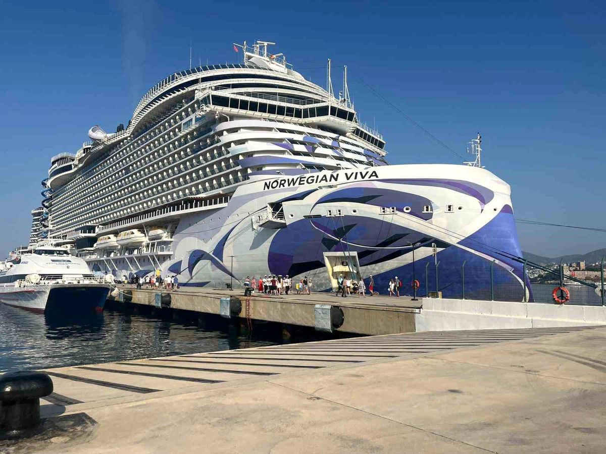 Norwegian Viva Yolcu Gemisi Bodrum'a Geldi