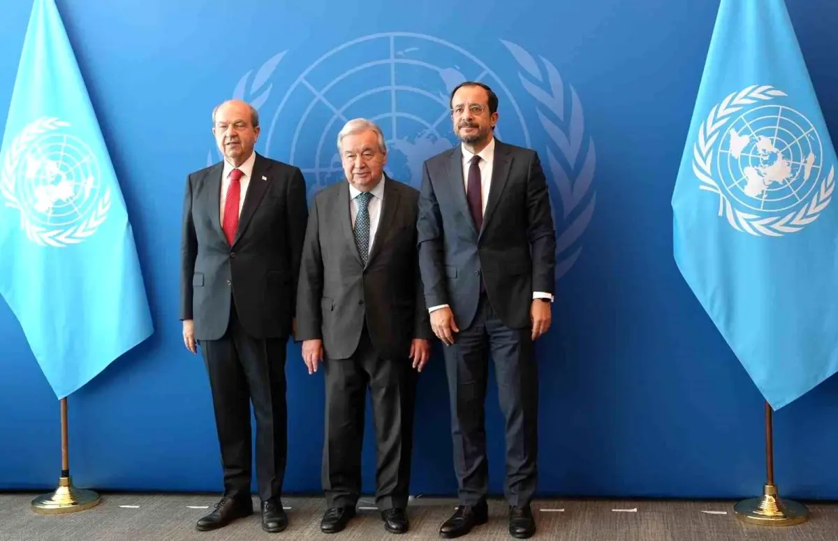 Bakan Fidan, BM Kıbrıs Toplantısı Öncesi Aile Fotoğrafı Çekti