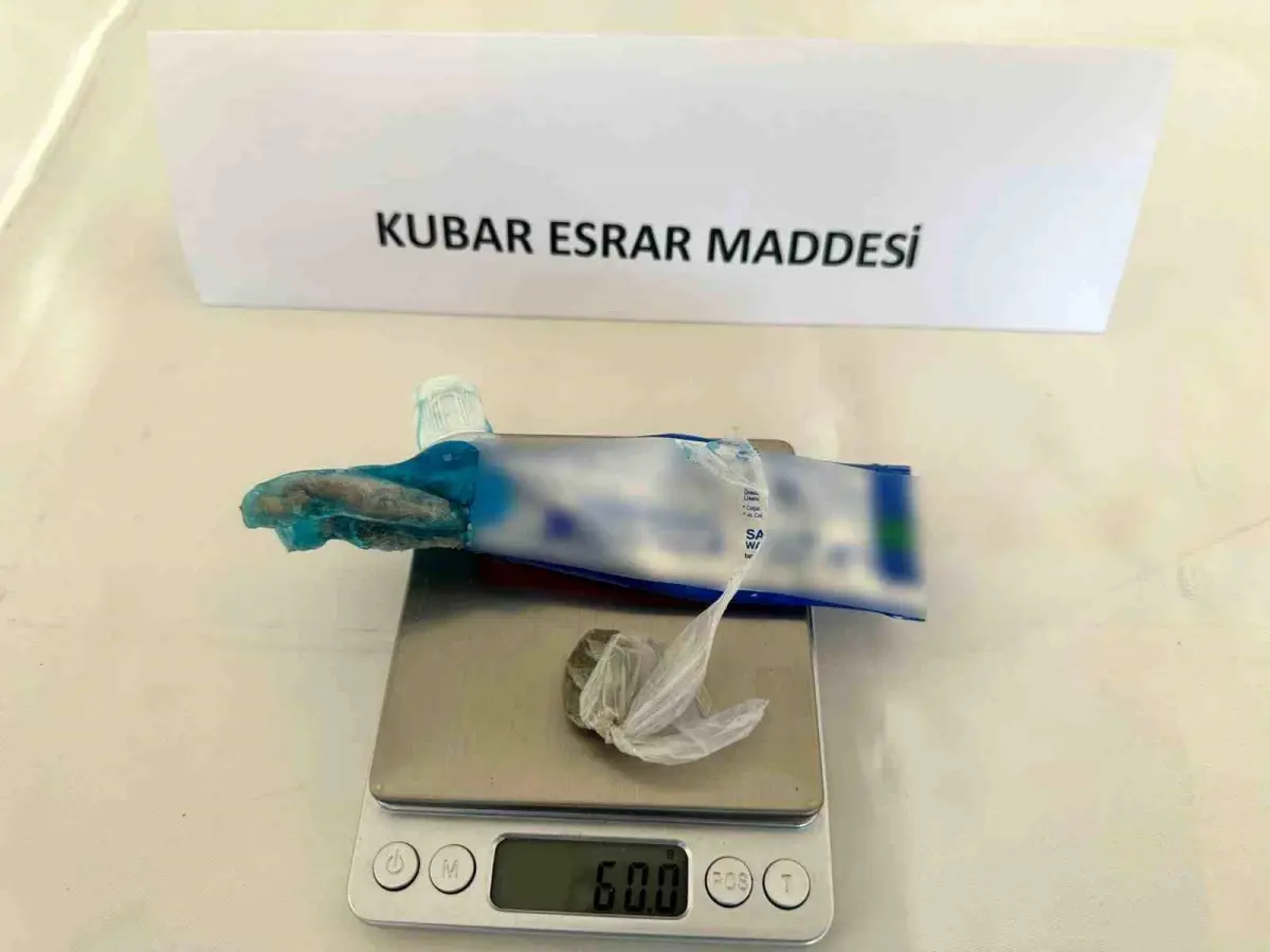 Elazığ’da Diş Macunu Tüpünde Esrar Ele Geçirildi