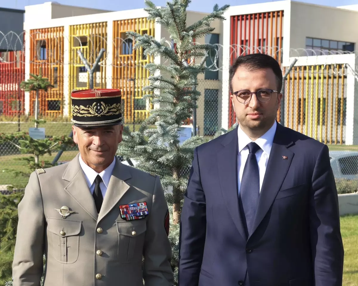 Fransa Genelkurmay Başkanı Thierry Burkhard ASELSAN'ı Ziyaret Etti