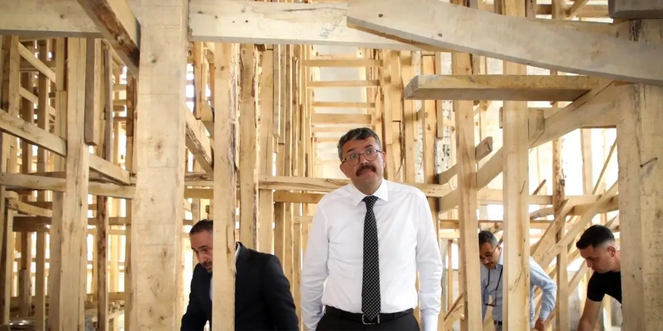 Hakkari'de İki Yeni Cami İnşaatında İnceleme