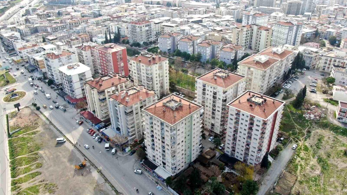 İzmir'de Konut Satışları Geçen Yıla Göre Yüzde 37,3 Arttı