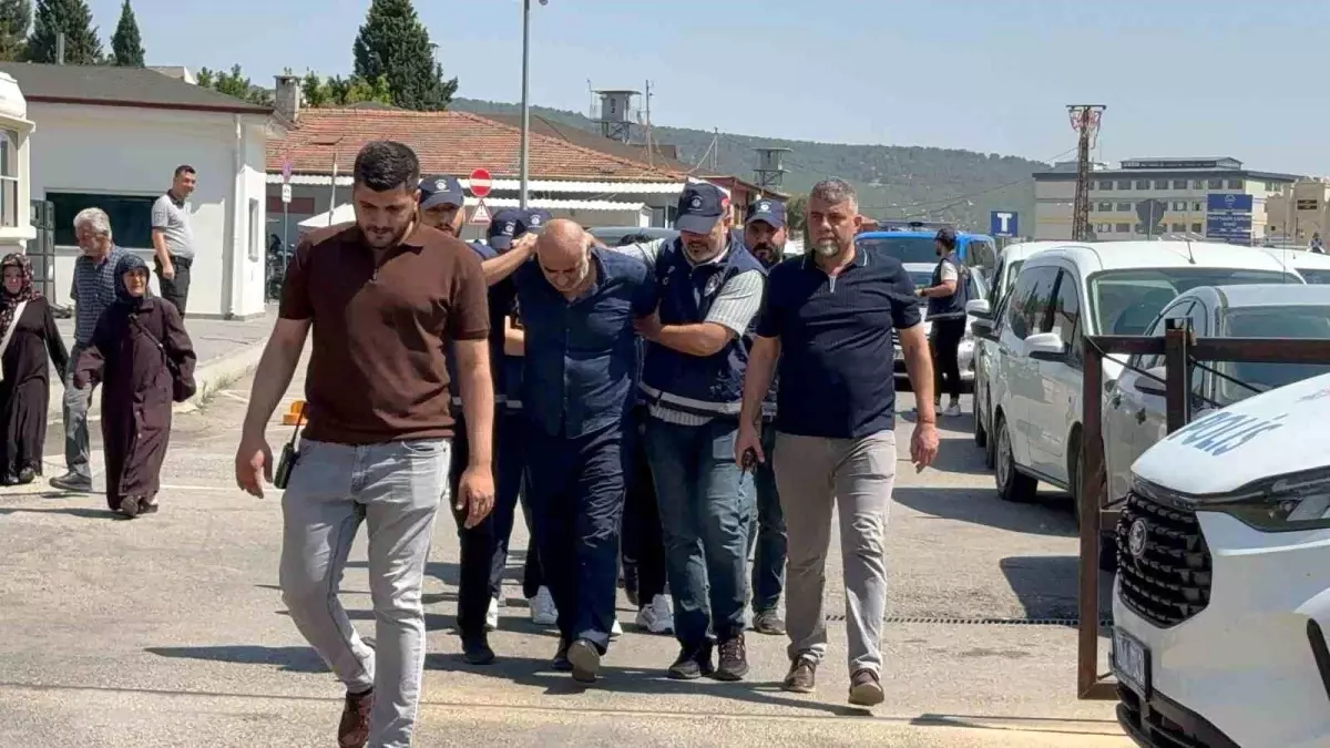 Milyonluk vurgunda 4 kişi tutuklandı