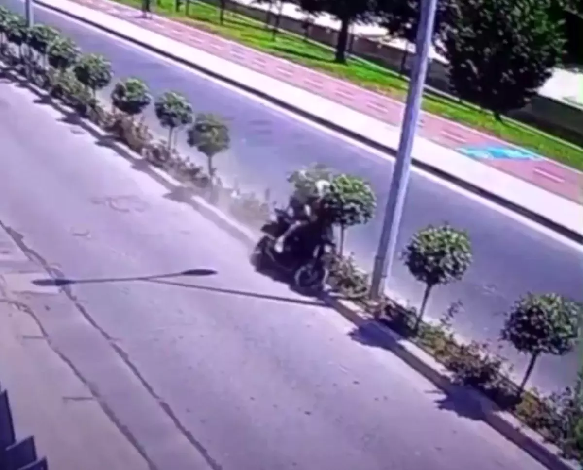 Sarıyer'de Motosiklet Kazası: Genç Hayatını Kaybetti