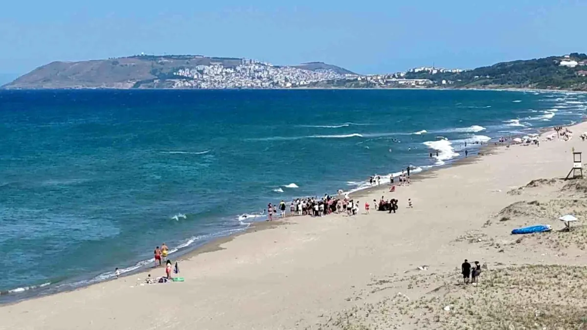 Sinop'ta Boğulma Tehlikesi: İki Gençten Biri Hayatını Kaybetti