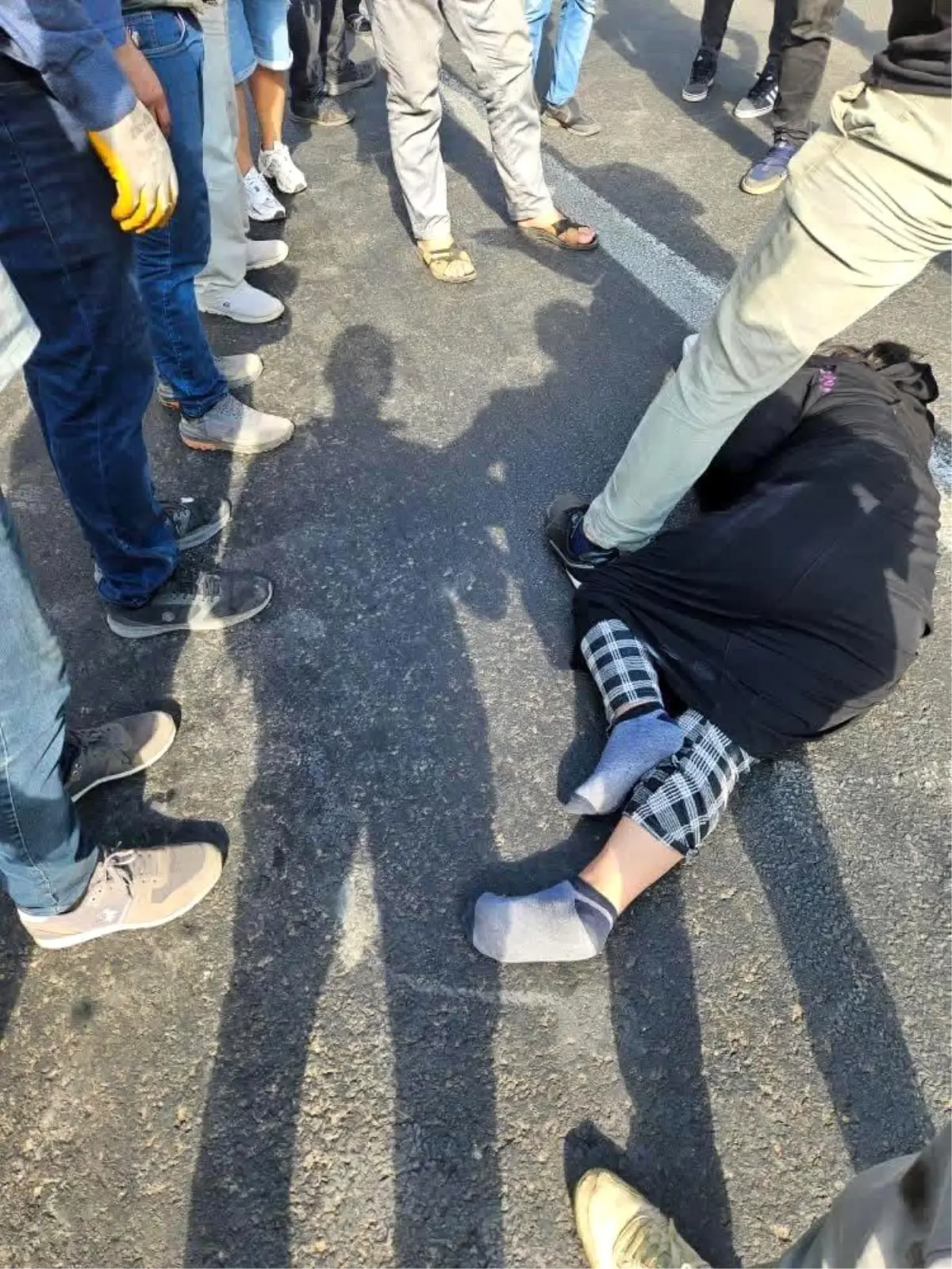 Siverek'te Kadın Yaya Otomobilin Çarpması Sonucu Ağır Yaralandı