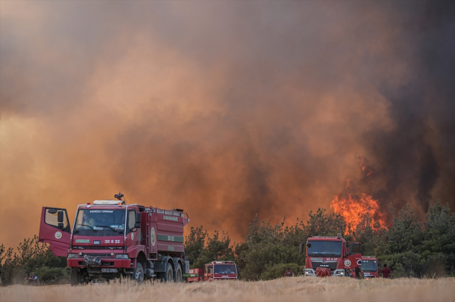 The forest fire that has been ongoing for 42 hours in Tekirdağ has been partially brought under control