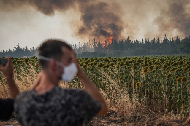 The forest fire that has been ongoing for 42 hours in Tekirdağ has been partially brought under control