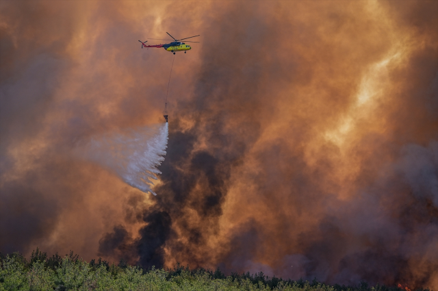 The forest fire that has been ongoing for 42 hours in Tekirdağ has been partially brought under control