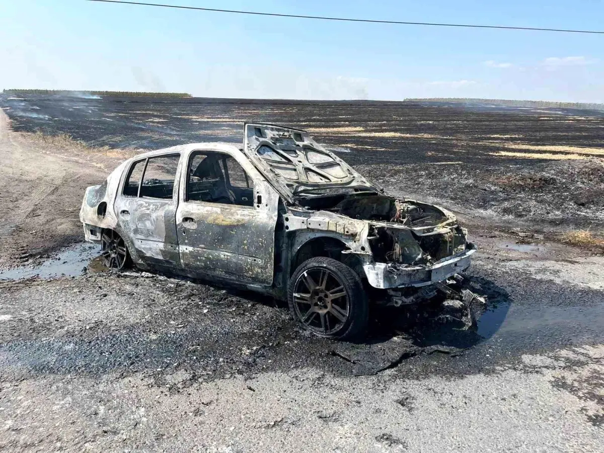 Tekirdağ'da Seyir Halindeki Otomobilde Yangın Çıktı