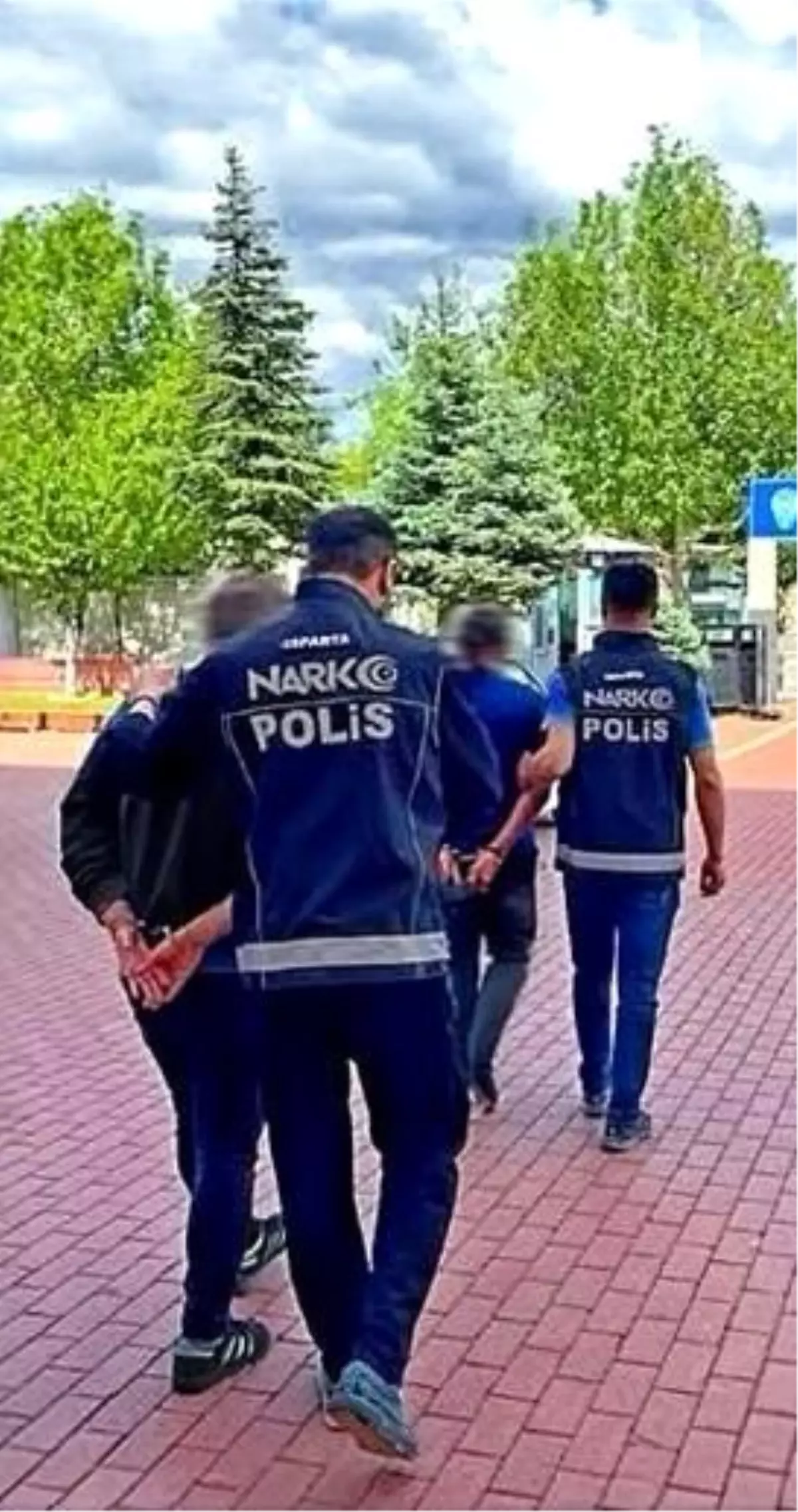 Isparta'da Narkotik Operasyonu: 2 Tutuklama