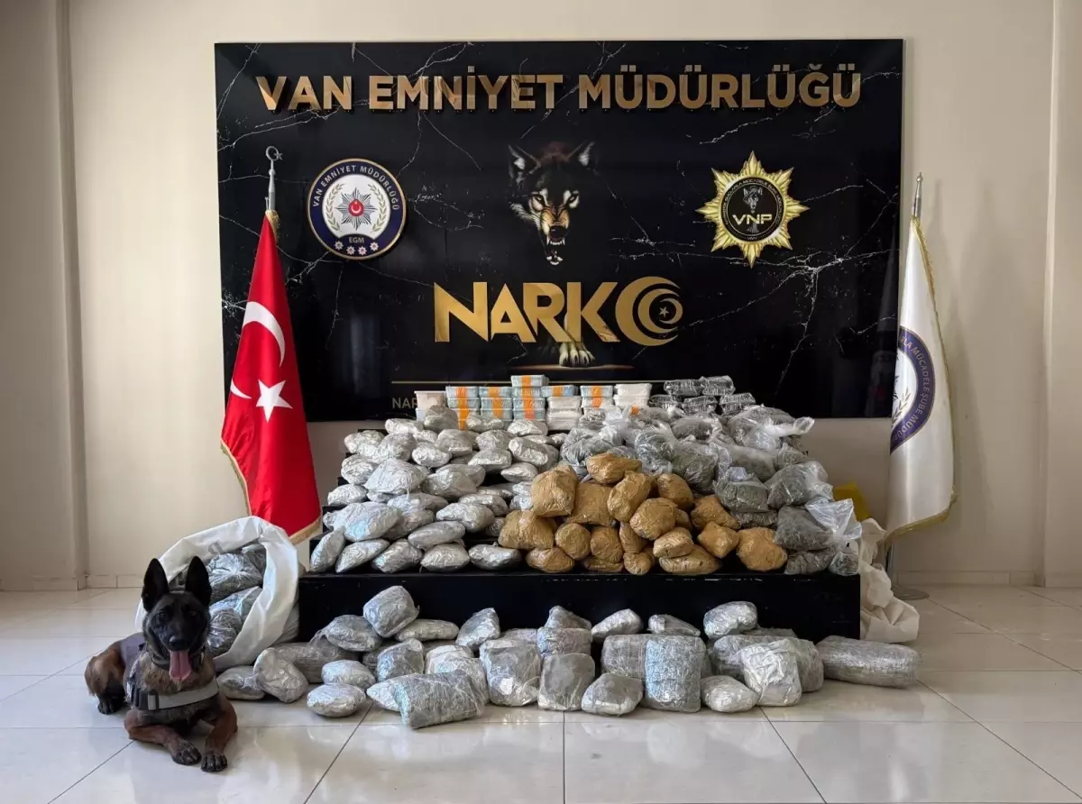 Van'da Uyuşturucu Operasyonu: 122 Kilo Uyuşturucu Ele Geçirildi