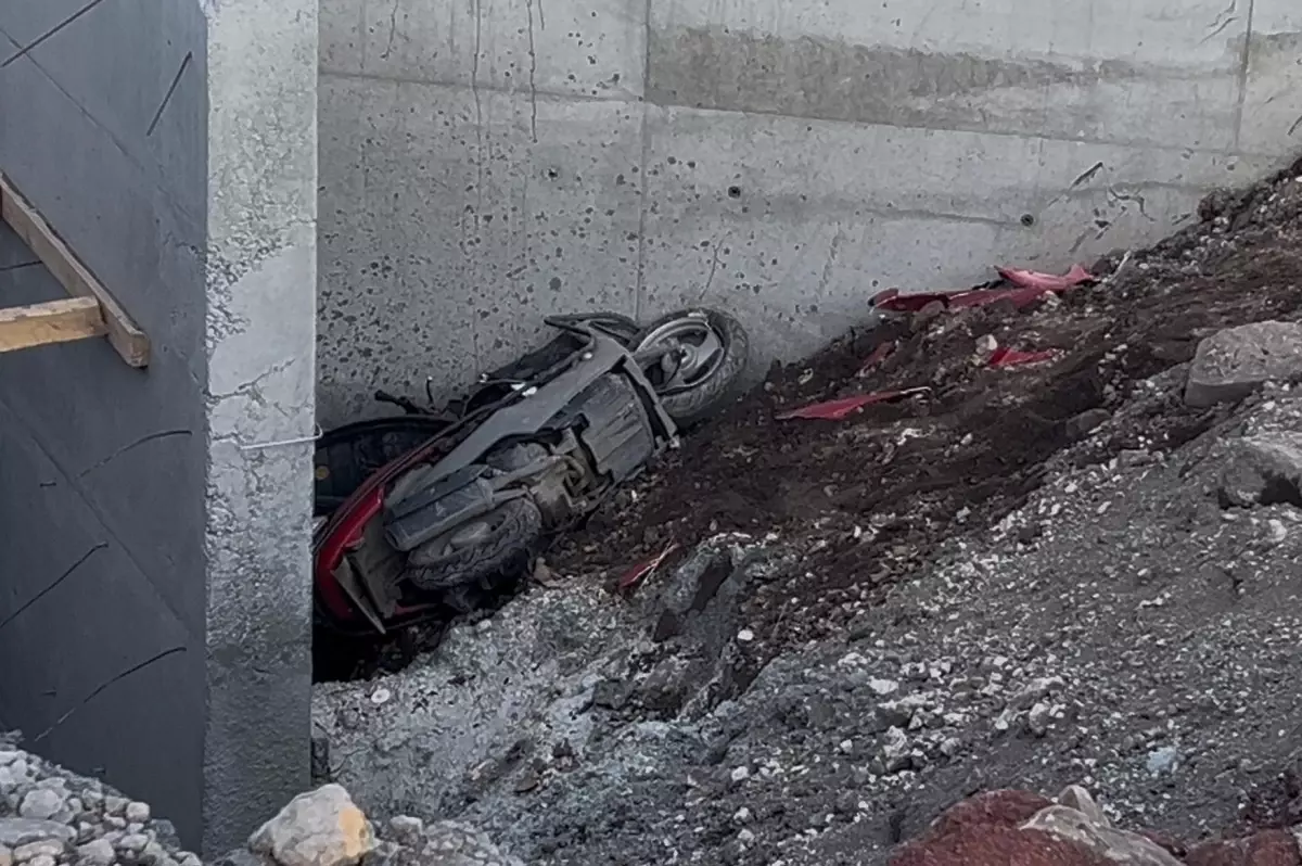 Ardahan'da Motosiklet Kazası: 22 Yaşındaki Sürücü Hayatını Kaybetti