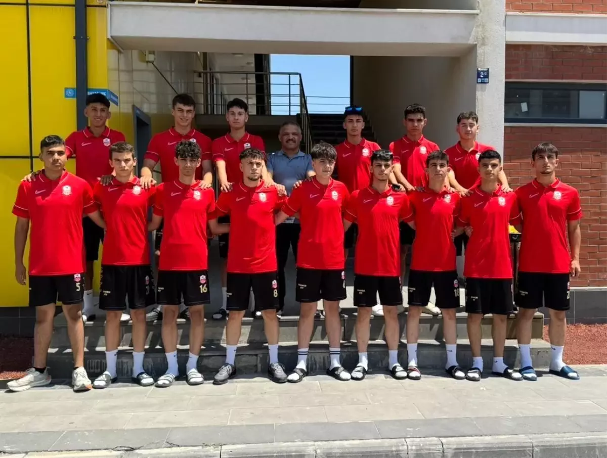 Gültepespor'a Ali Hızar'dan Sponsorluk Desteği