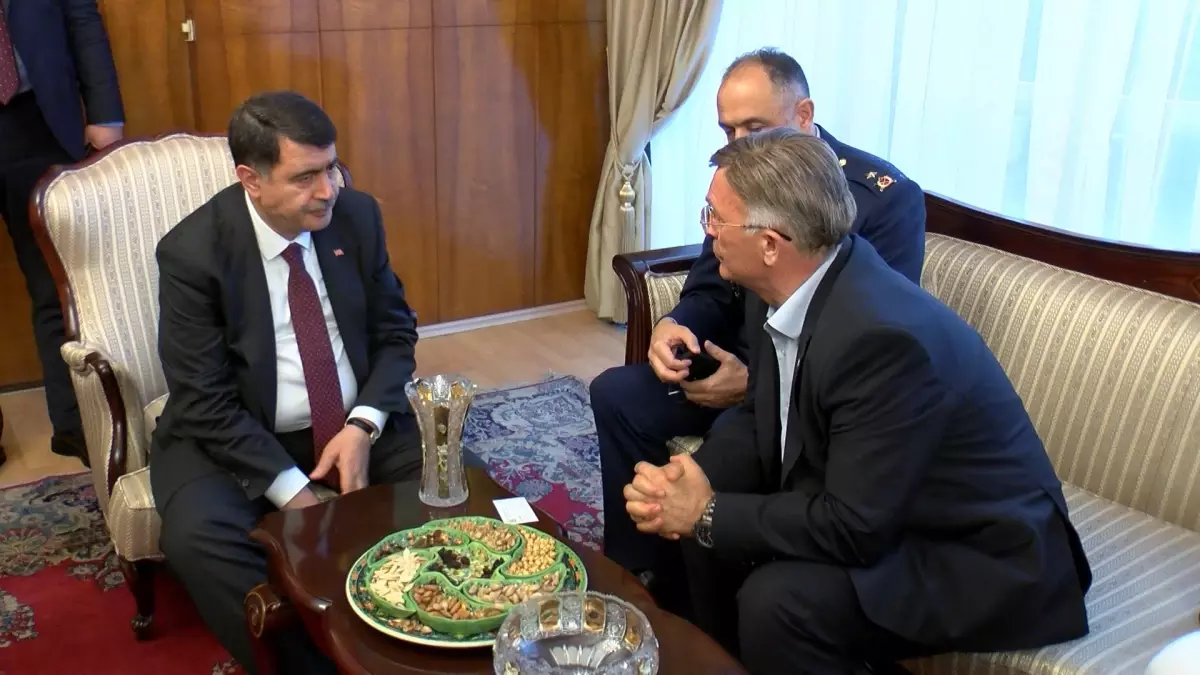 Pakistan Ankara Büyükelçiliği'nde Mango Festivali Düzenlendi