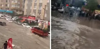 Ankara'da sağanak yağış hayatı felç etti