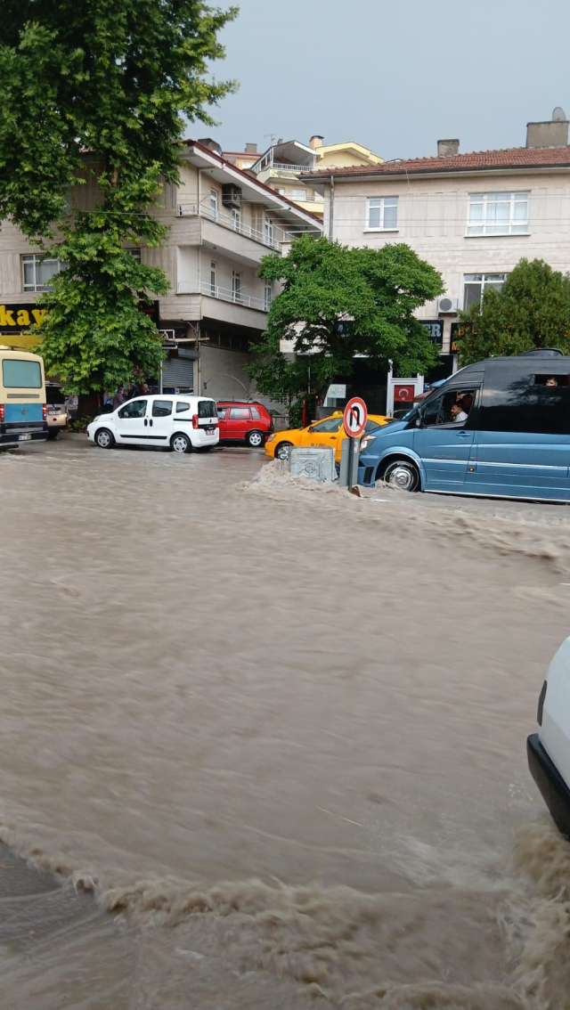 The best image depicting the severity of the flood in Ankara! The waters burst the wall of the house