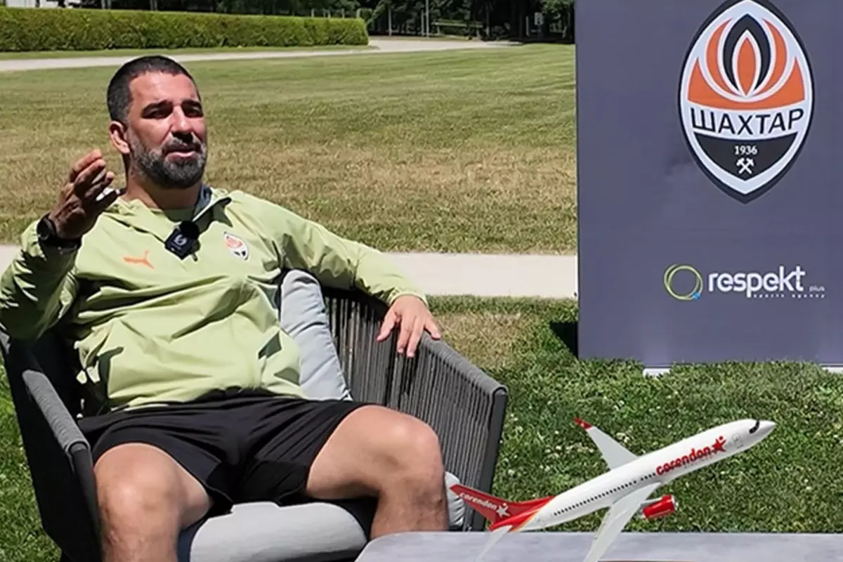 Arda Turan: Şampiyonlar Ligi'ni, La Liga'yı ve UEFA Kupası'nı kazanmak istiyorum