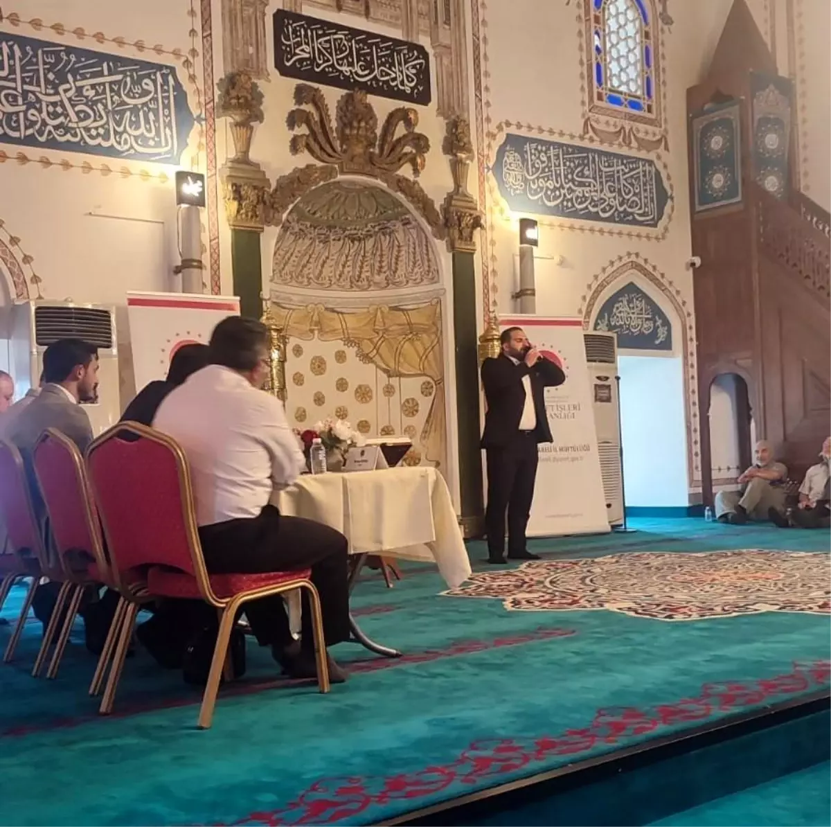 Bandırmalı İmam Hatip, Ezanı Güzel Okuma Yarışması'nda Birinci Oldu
