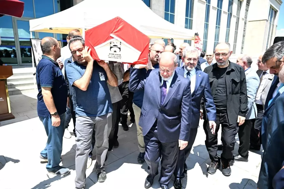 Prof. Dr. Muammer Yaylalı İçin Tören Düzenlendi