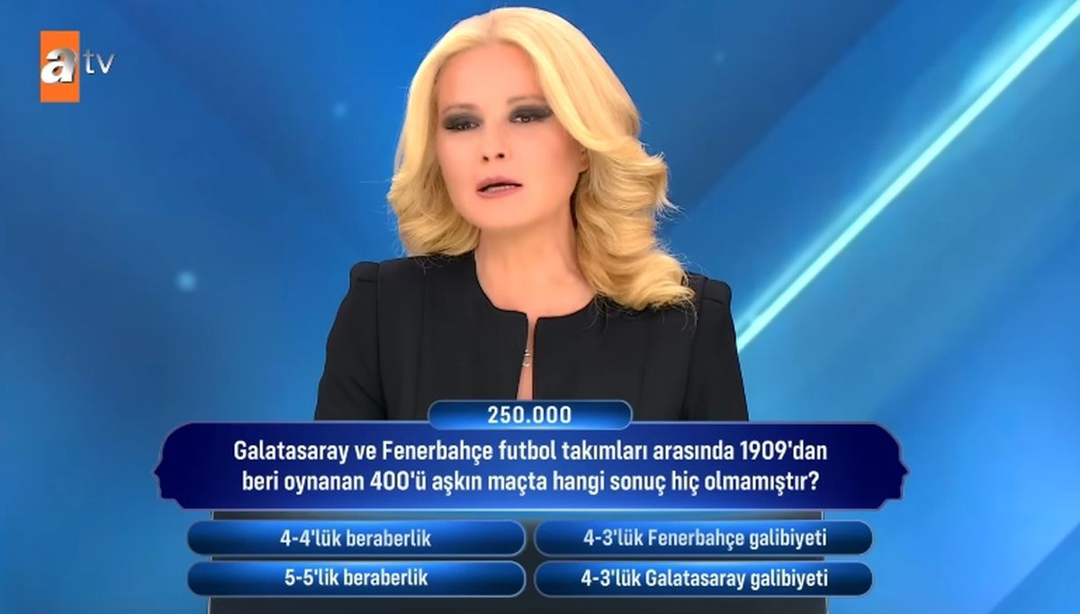 Galatasaray ve Fenerbahçe arasında 4-4'lük beraberlik, 4-3'lük Fenerbahçe galibiyeti, 5-5'lik beraberlik, 4-3'lük Galatasaray galibiyeti var mı?