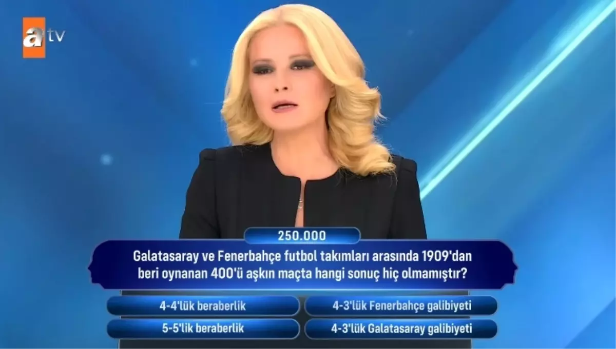 Galatasaray ve Fenerbahçe futbol takımları arasında 1909'dan beri oynanan 400'ü aşkın maçta hangi sonuç hiç olmamıştır?
