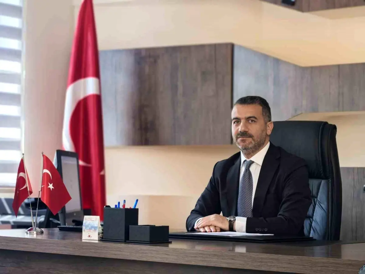 İnegöl Devlet Hastanesi'nde Yeni Başhekim Dr. İlyas Sarı Göreve Başladı