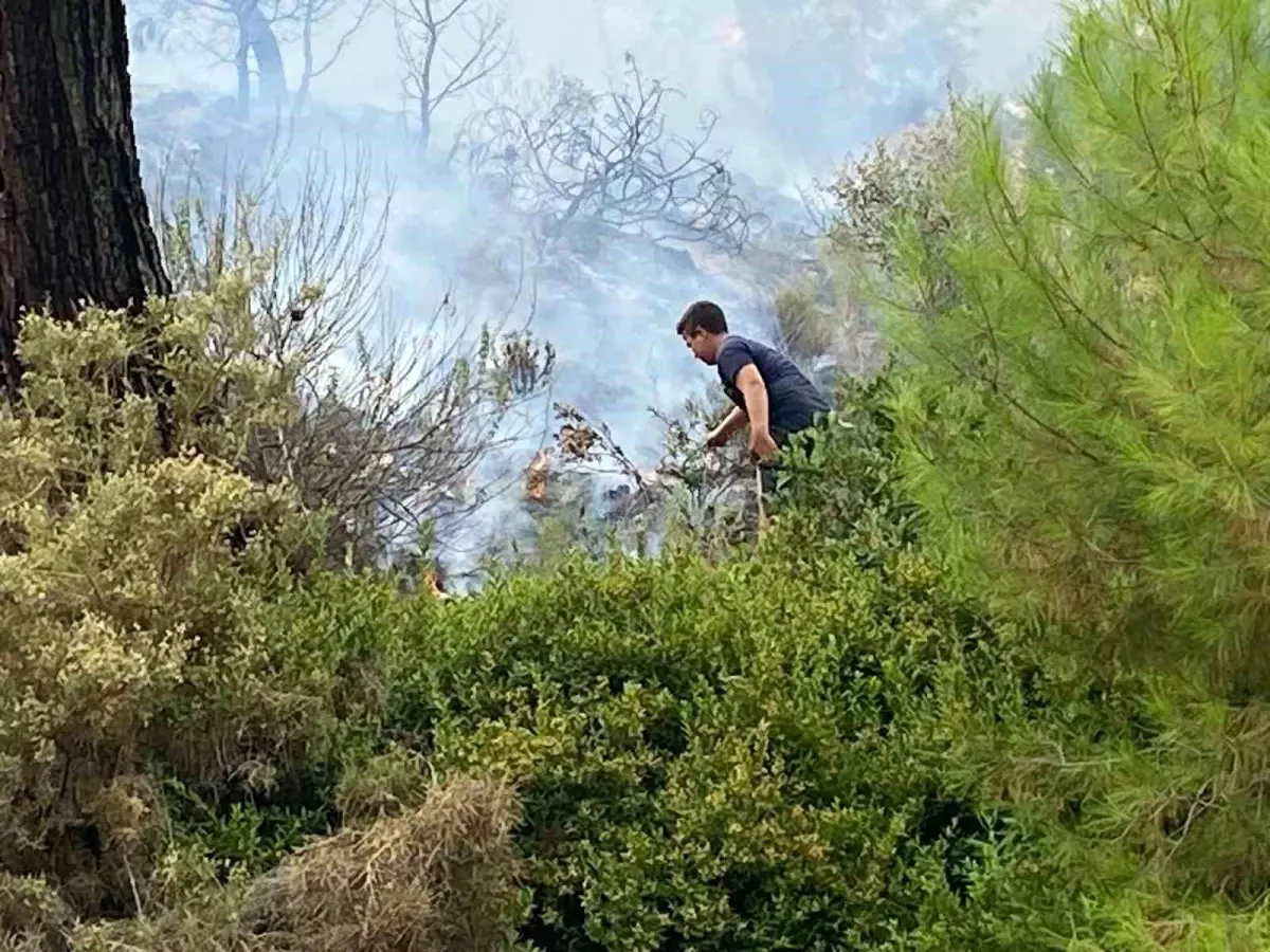 Kumluca'da Orman Yangını Kontrol Altına Alındı