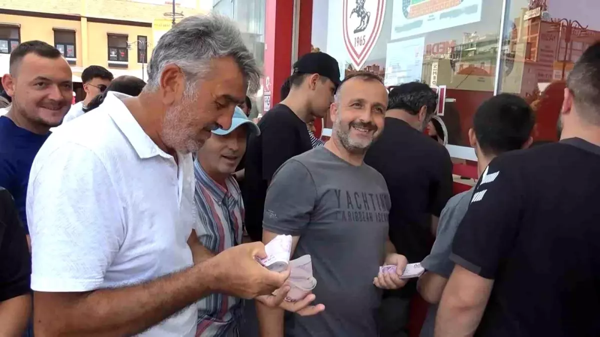 Samsunspor Kombine Bilet Satışı Başladı, Taraftarlar Problemlerle Karşılaştı