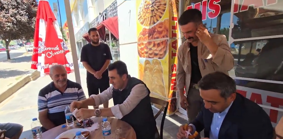 Vali Aygöl, çiğ köfteyi tatlıya bağladı