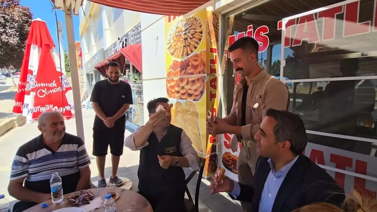 Vali Aygöl, Unutulan Çiğ Köfteyi Tatlı ile Telafi Etti