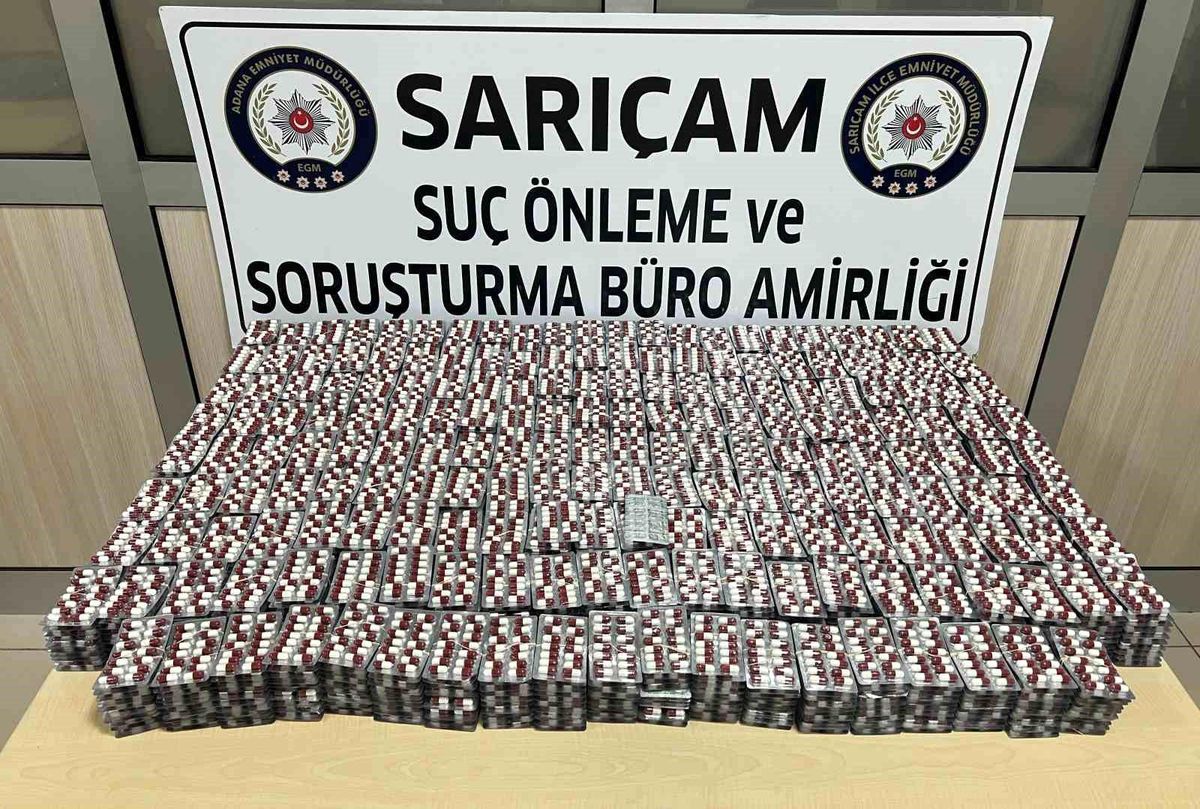 Adana'da Uyuşturucu Operasyonu: 27 Bin Hap ve Ruhsatsız Tabanca Ele Geçirildi