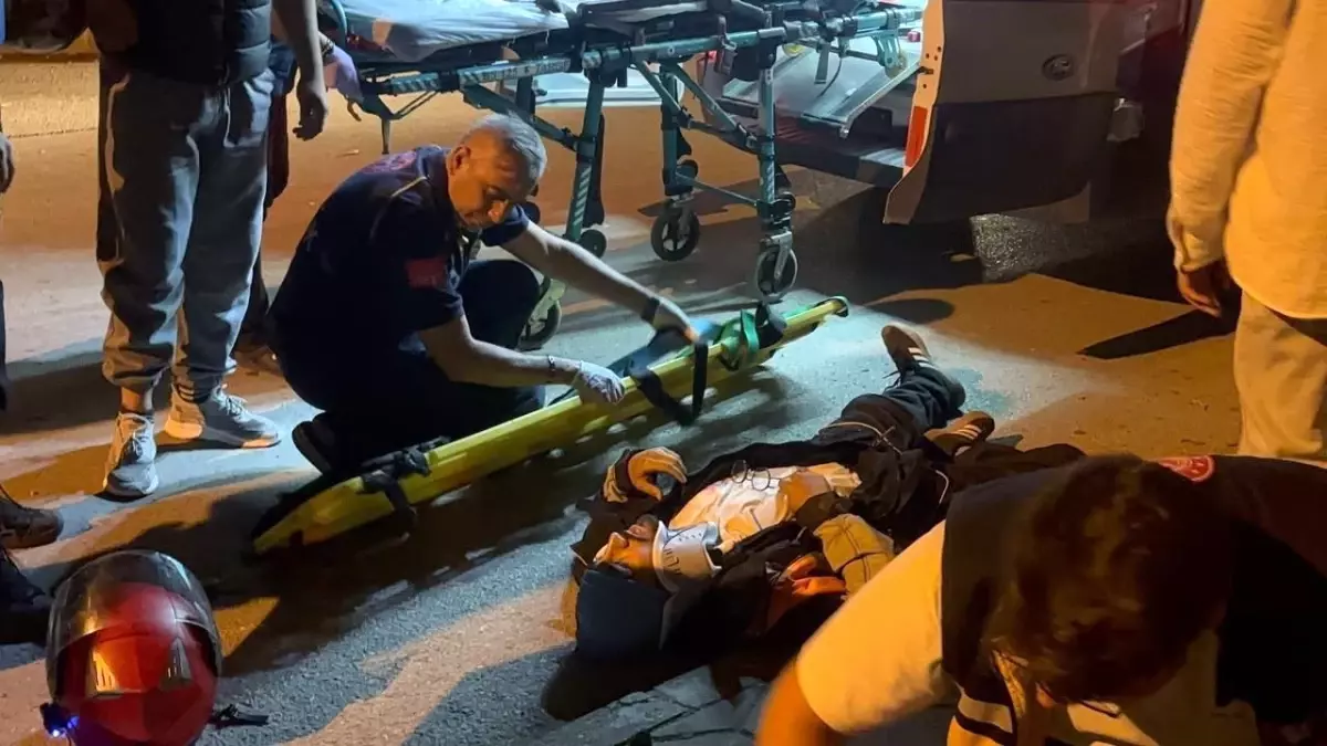 Erzincan'da Motosiklet Kazası: 2 Yaralı