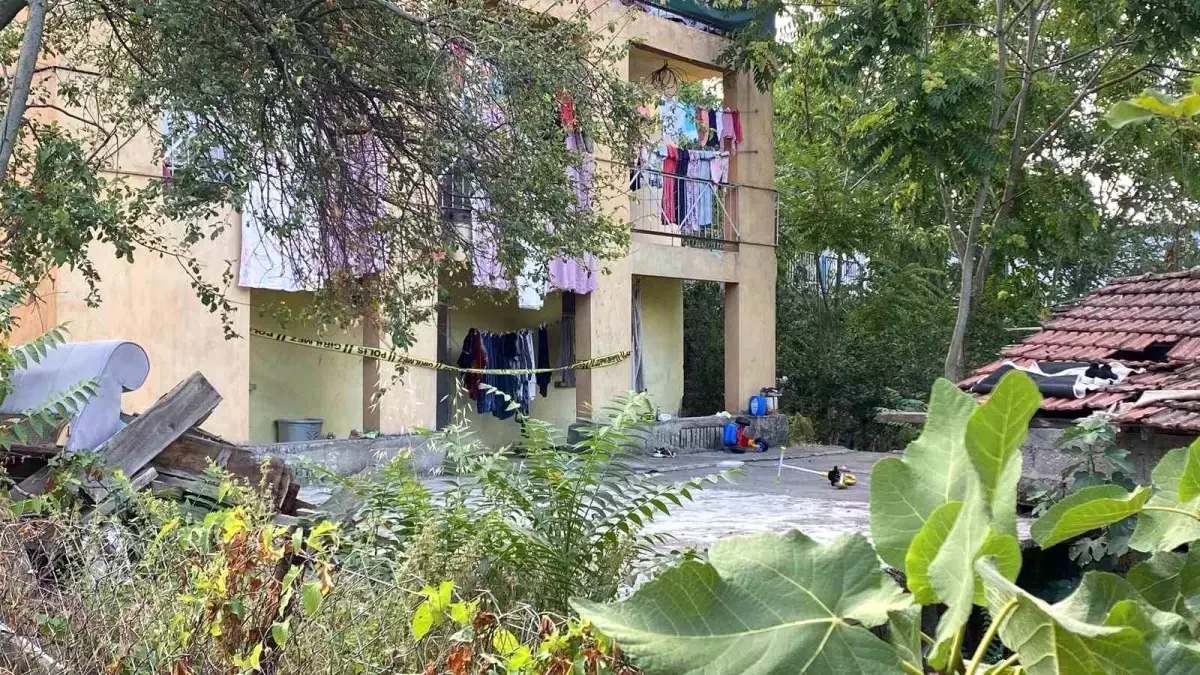 Kocaeli'de Kadın, Eşini Tüfekle Vurarak Öldürdü