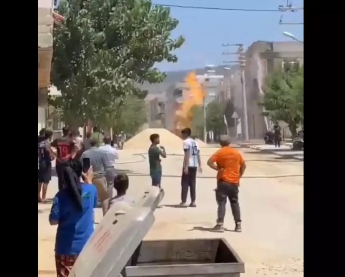 Kilis'te Doğal Gaz Borusunda Patlama: Mahallede Panik
