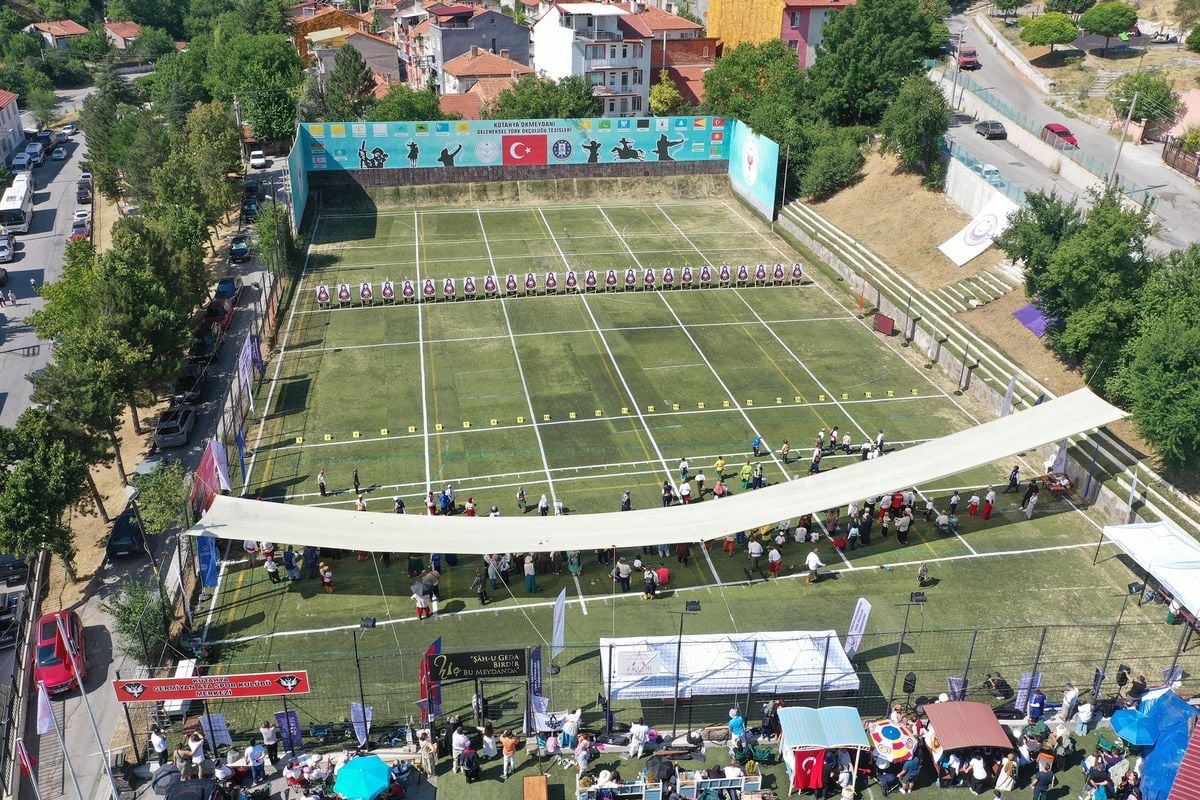 Kütahya'da Geleneksel Türk Okçuluk Şampiyonası Başladı