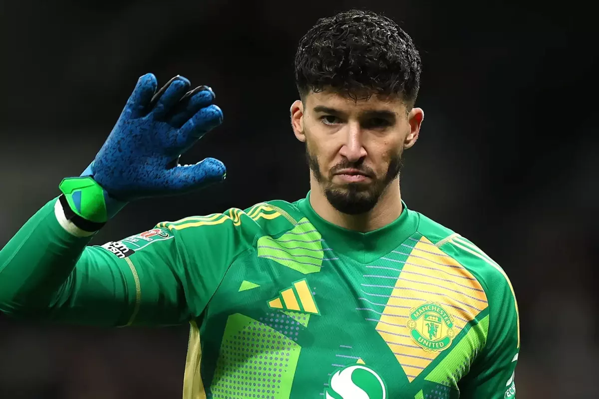 Manchester United'dan Altay'ı yıkan karar