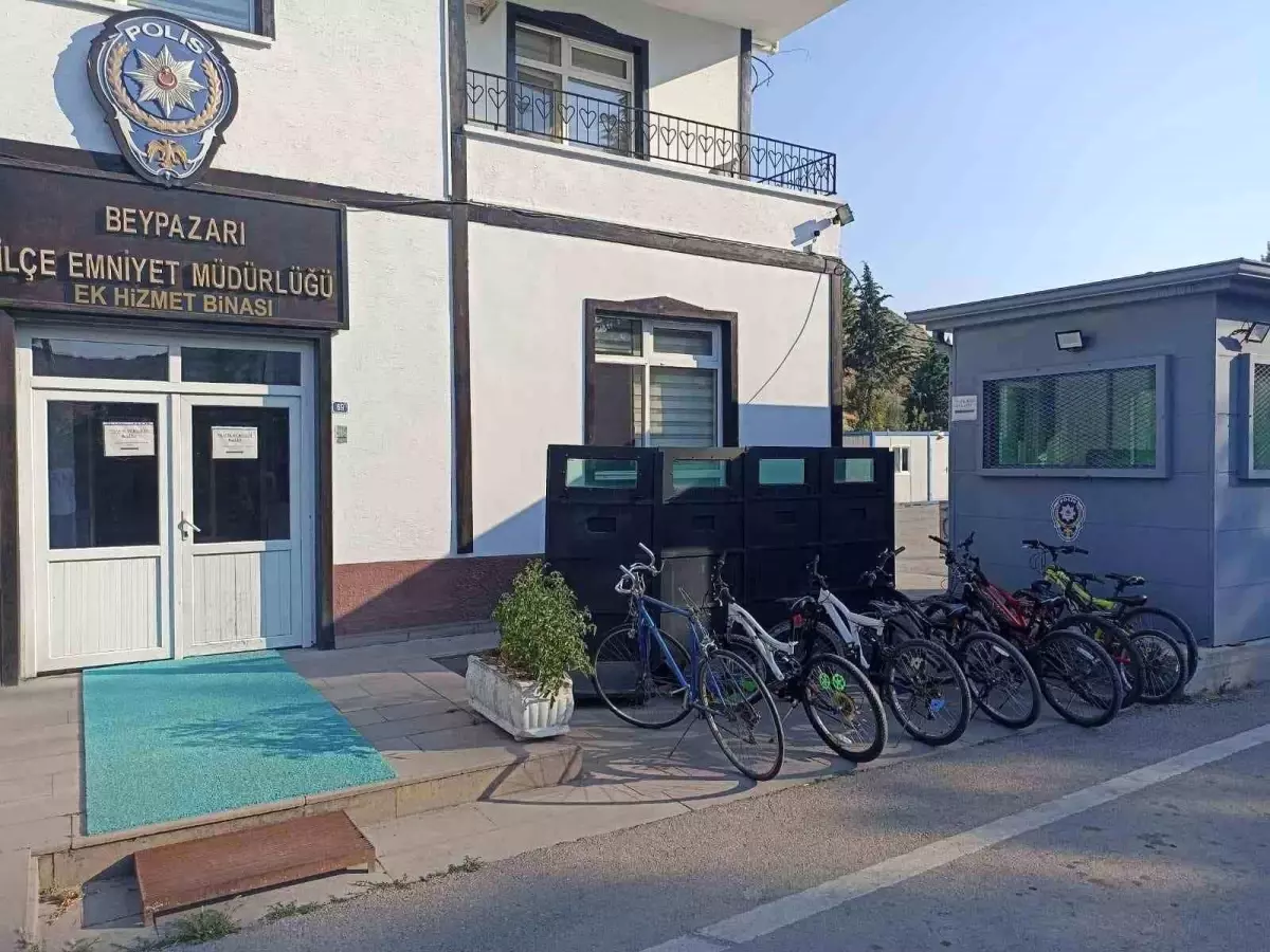 Ankara'da Bisiklet Hırsızlığı Yapan 3 Kişi Gözaltına Alındı