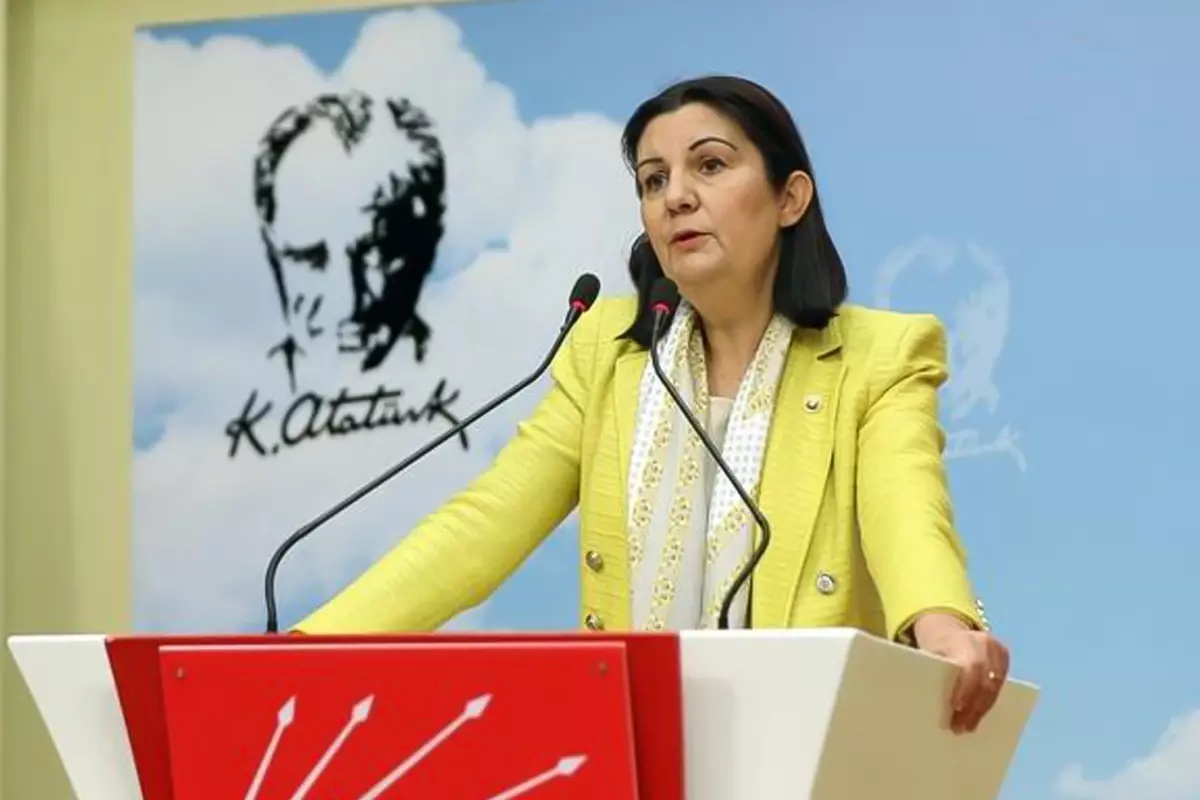 Eski CHP'li milletvekili Lale Karabıyık hayatını kaybetti