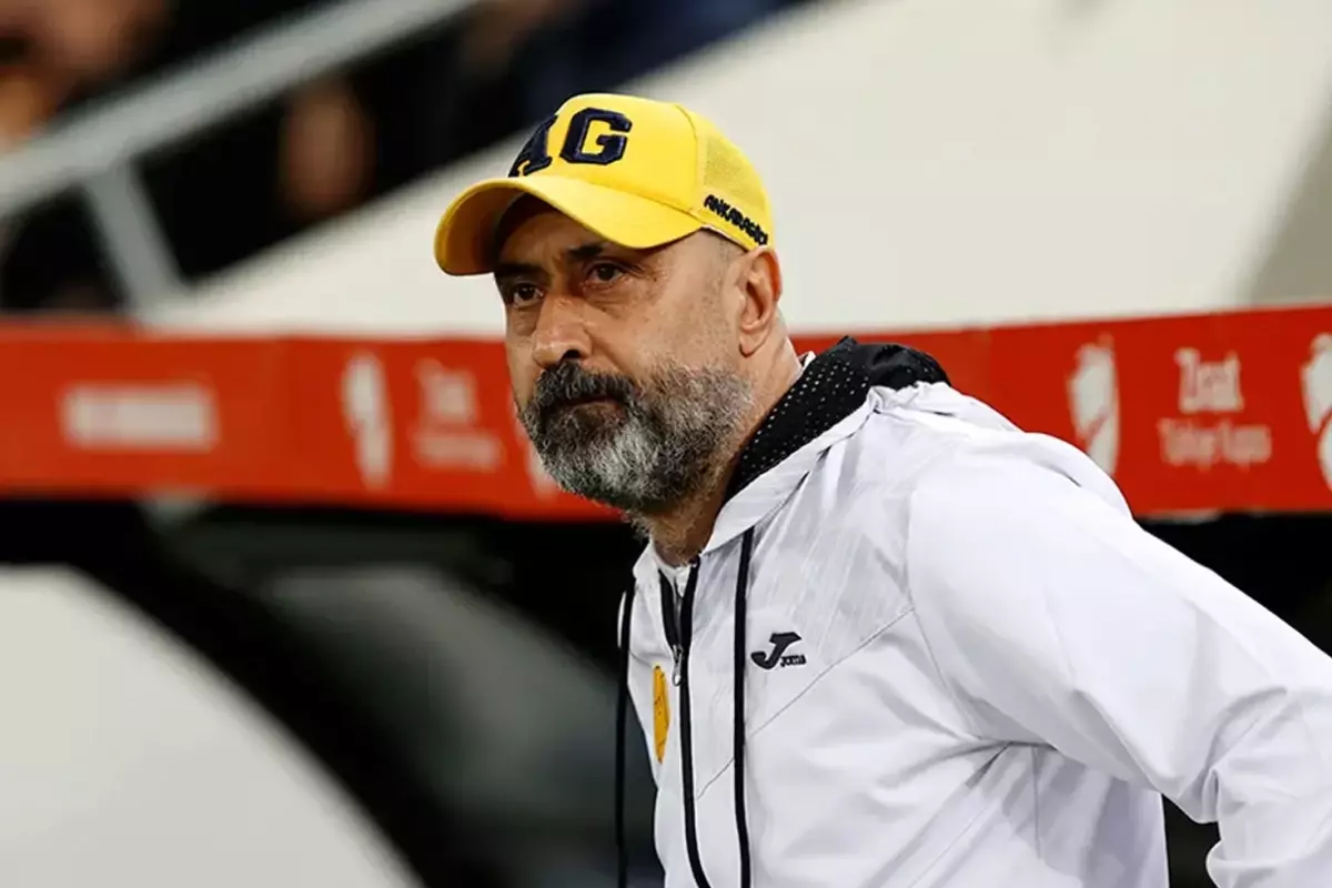 Tolunay Kafkas, Fenerbahçe'nin transfer etmesi gereken 2 yıldızı açık açık söyledi